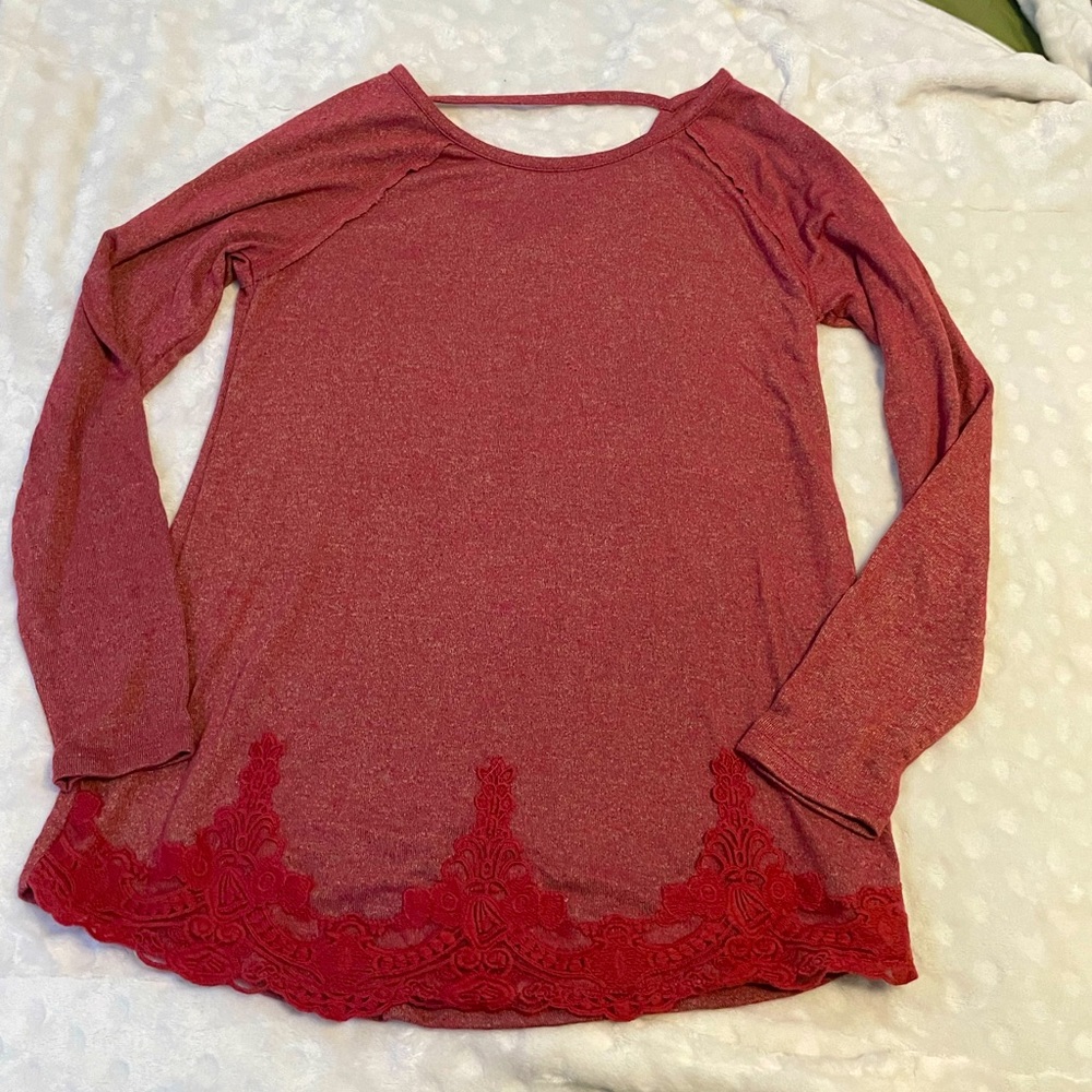 Cut out long sleeve